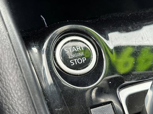 Used 2021 Nissan Kicks S FWD image 25