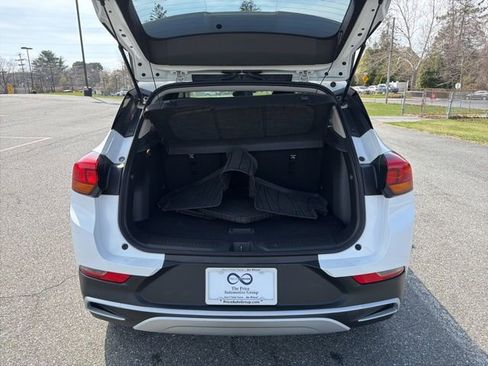 Used 2023 Buick Encore GX Preferred w/ Cold Weather Comfort Package AWD/4WD image 8