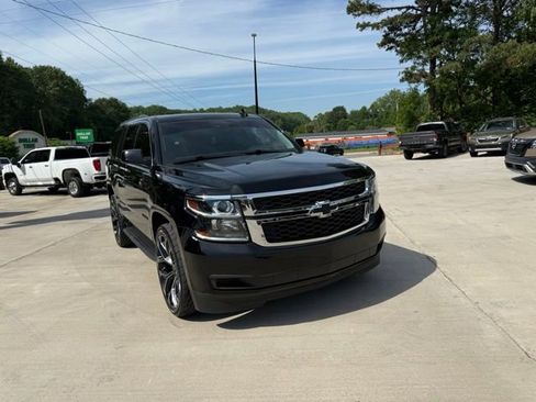 Used 2019 Chevrolet Tahoe LT RWD image 13