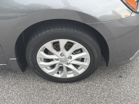 Used 2019 Nissan Sentra SV FWD image 14