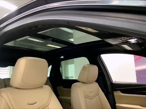 Used 2019 Cadillac XT5 Luxury image 27