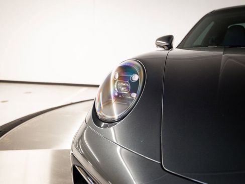 Used 2022 Porsche 911 Carrera GTS RWD image 13