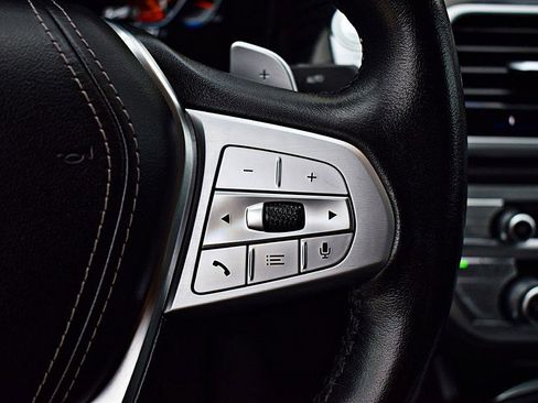 Used 2022 BMW 740i RWD image 39