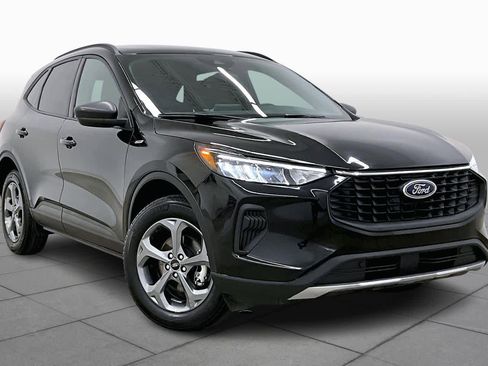 Used 2025 Ford Escape ST-Line image 3