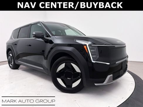 Used 2024 Kia EV9 Light Long Range image 1