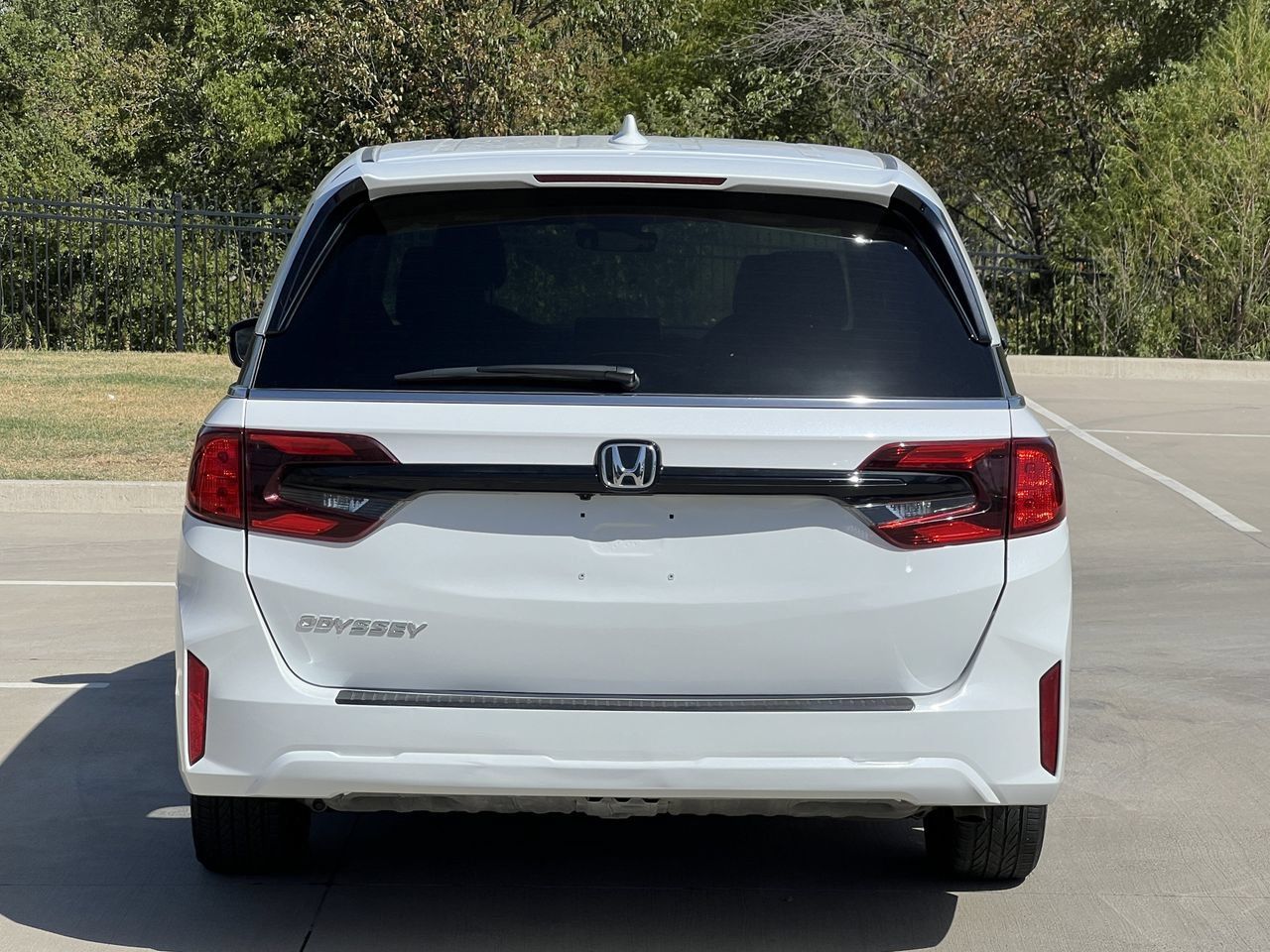 Used 2026 Honda Odyssey Sport-L image 4