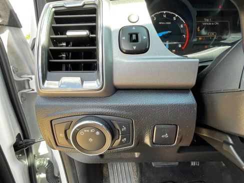 Used 2021 Ford Ranger XLT RWD image 11