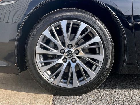 Used 2019 Lexus ES 350 image 11