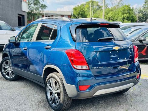 Used 2020 Chevrolet Trax LT w/ Sun & Sound Package AWD/4WD image 7