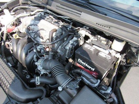Used 2021 Toyota Corolla LE FWD image 38