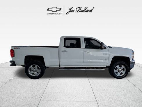 Used 2015 Chevrolet Silverado 2500 LT w/ LT Convenience Package image 7