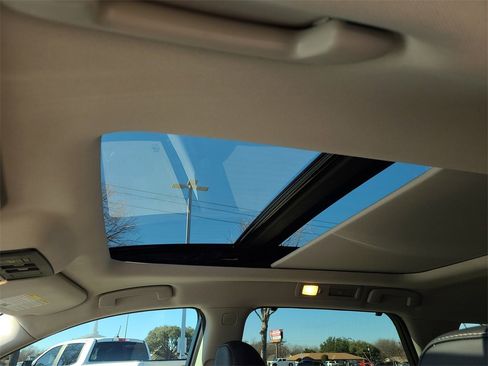 Certified 2023 Nissan Pathfinder SL w/ SL Premium Package image 22