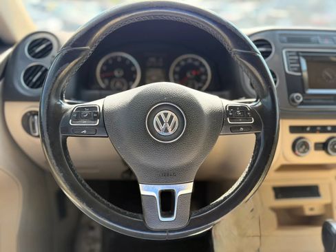 Used 2016 Volkswagen Tiguan S FWD image 30