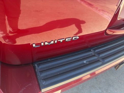 Used 2017 Ford Expedition EL Limited w/ Equipment Group 301A image 4