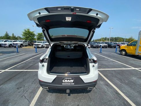 Used 2024 Porsche Cayenne AWD/4WD image 26
