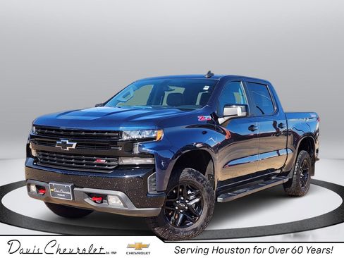 Used 2021 Chevrolet Silverado 1500 LT Trail Boss w/ Convenience Package II image 1