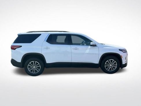 Used 2023 Chevrolet Traverse LT image 8
