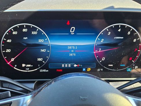 Used 2026 Mercedes-Benz GLC 300 image 25