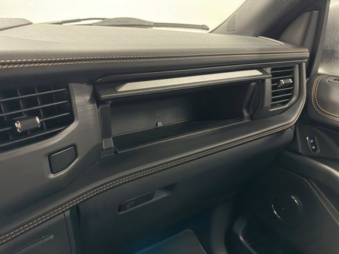 Used 2023 Ford Expedition Max Platinum image 16