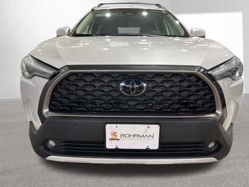 Certified 2023 Toyota Corolla Cross XLE w/ Convenience Package image 18