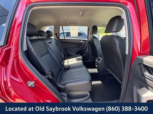 Certified 2022 Volkswagen Tiguan SE image 20