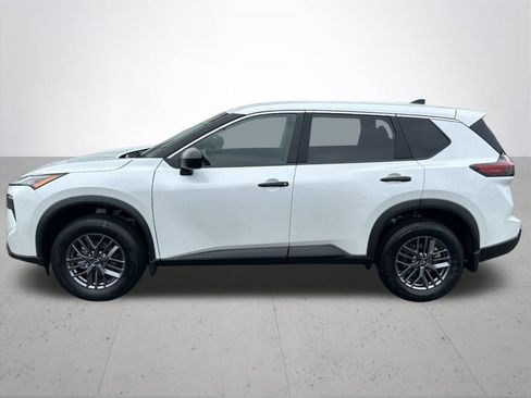 New 2025 Nissan Rogue S image 11