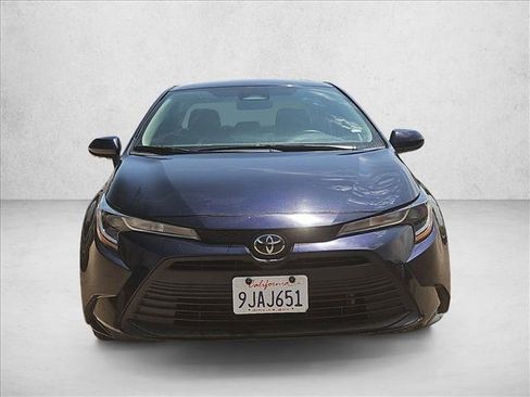 Used 2024 Toyota Corolla LE FWD image 2