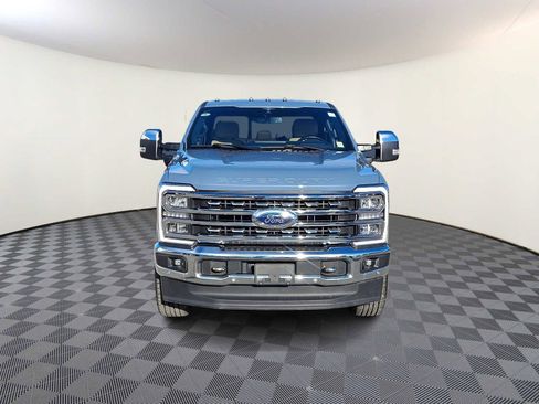 Used 2023 Ford F350 Lariat w/ Lariat Ultimate Package image 3