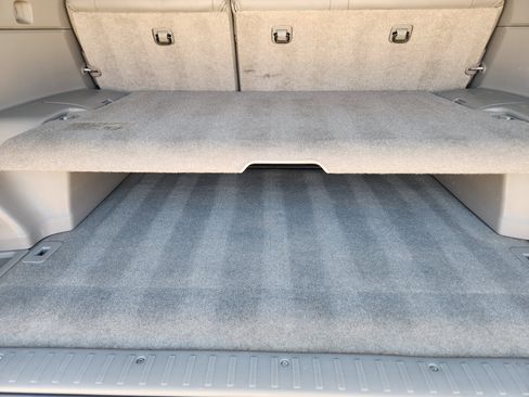 Used 2004 Toyota 4Runner Limited image 31