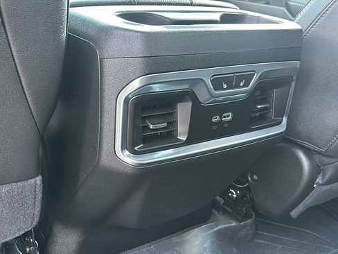 Used 2024 Chevrolet Silverado 1500 High Country w/ High Country Premium Package image 29