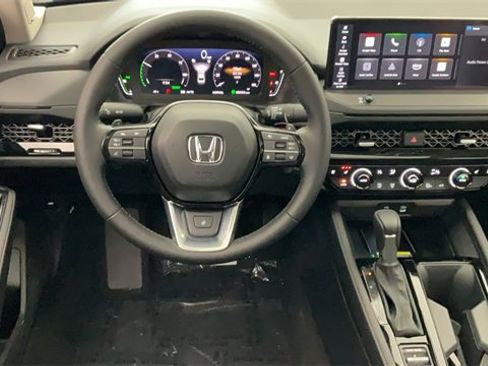 New 2025 Honda Accord Touring image 4