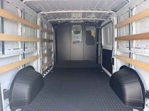 Used 2025 RAM ProMaster 2500 w/ U-Haul Equipment Group FWD image 11