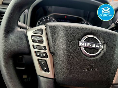Used 2023 Nissan Titan SV AWD/4WD image 13