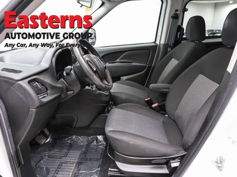 Used 2022 RAM ProMaster City Tradesman FWD image 13