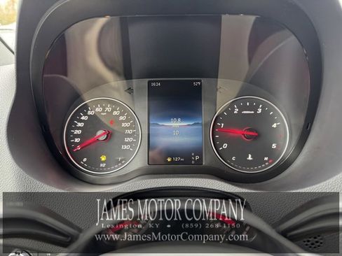 Used 2025 Mercedes-Benz Sprinter 2500 image 2