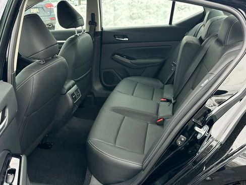 New 2025 Nissan Altima 2.5 SL image 13