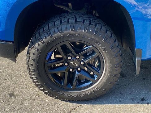 Used 2022 Chevrolet Silverado 1500 LT Trail Boss w/ LT Trail Boss Premium Package image 6