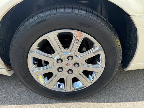 Used 2008 Cadillac DTS FWD image 26