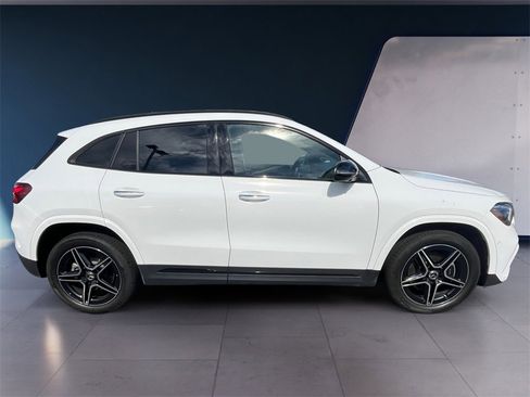 Certified 2025 Mercedes-Benz GLA 250 GLA 250 image 6