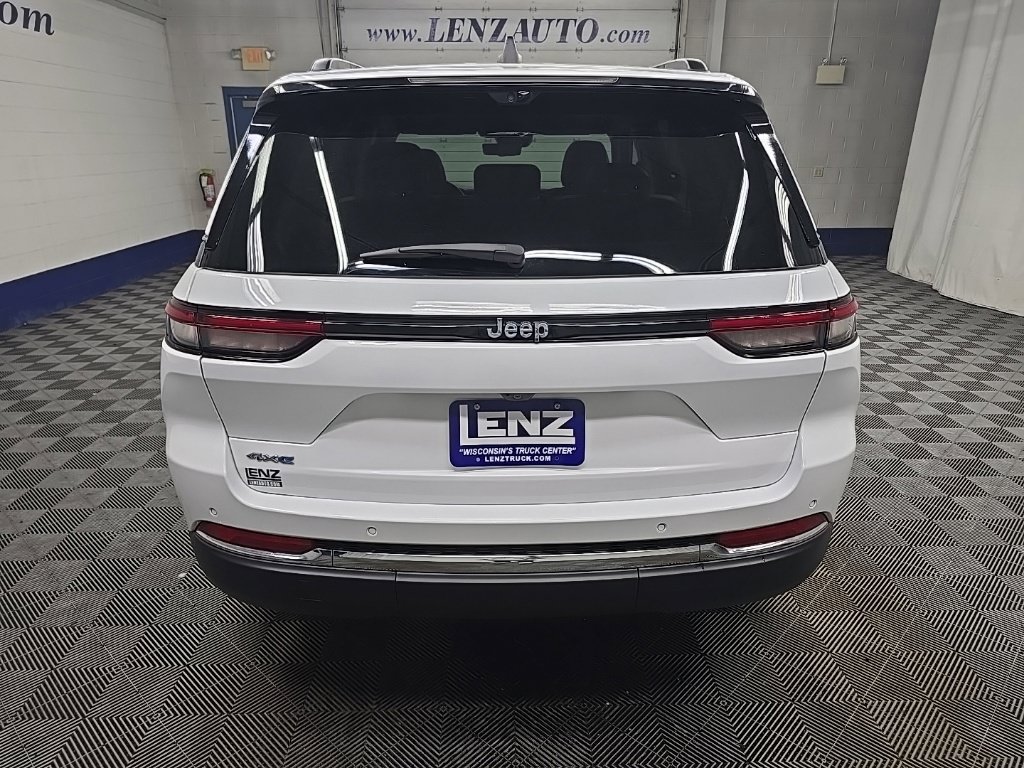 Used 2023 Jeep Grand Cherokee 4WD 4xe w/ Luxury Tech Group II image 49