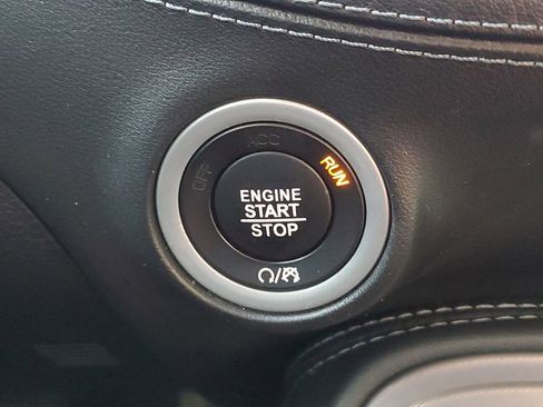 Used 2023 Dodge Challenger R/T w/ Plus Package image 27