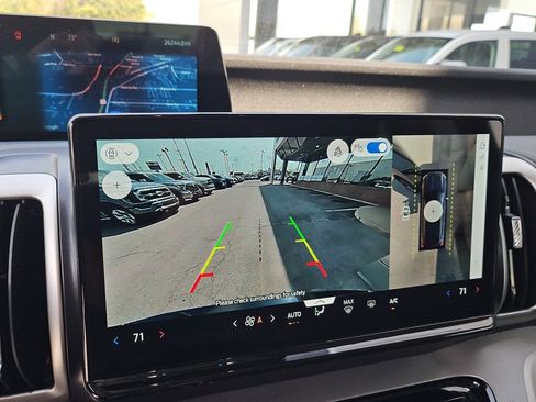 Used 2025 Ford Expedition Max Active image 26