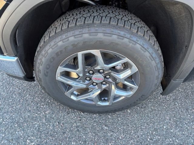 New 2026 GMC Sierra 1500 SLT AWD/4WD image 11