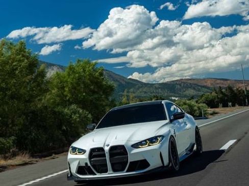 Used 2022 BMW M4 xDrive Competition w/ Executive Package AWD/4WD image 2
