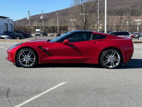 Used 2014 Chevrolet Corvette Stingray Coupe w/ 2LT Preferred Equipment Group image 10