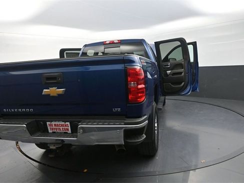 Used 2016 Chevrolet Silverado 2500 LTZ w/ LTZ Plus Package image 40