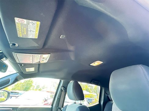 Used 2023 Toyota Tacoma TRD Sport image 11