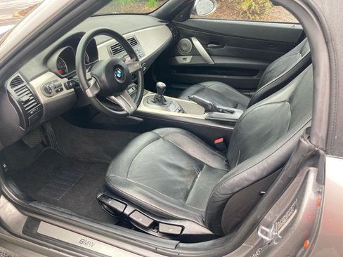 Used 2003 BMW Z4 2.5i RWD image 16
