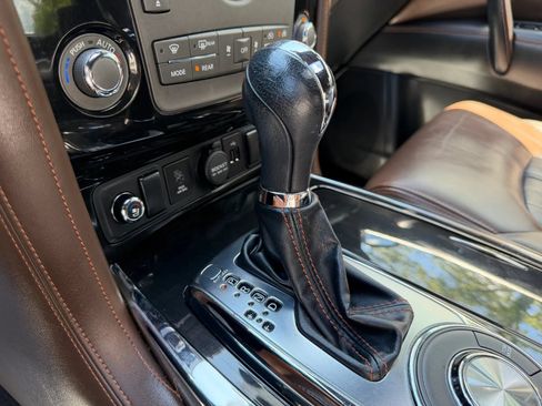 Used 2020 Nissan Armada Platinum w/ Platinum Reserve Package RWD image 43