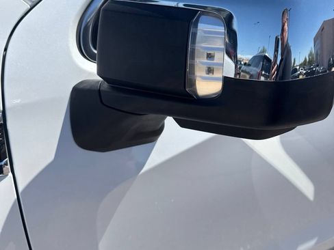 Used 2023 GMC Sierra 1500 SLT w/ SLT Convenience Package AWD/4WD image 5